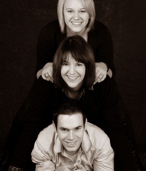 Schöne Geschwisterfotos im Fotostudio Wagner machen lassen