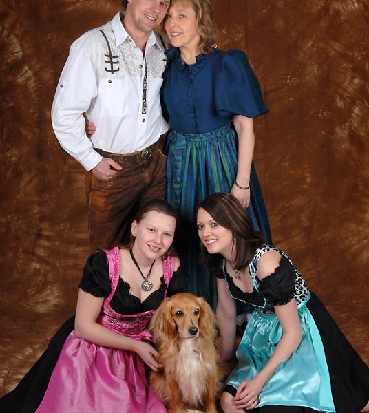 Familienshooting im Fotoateilier: Schöne Familienfotos in München