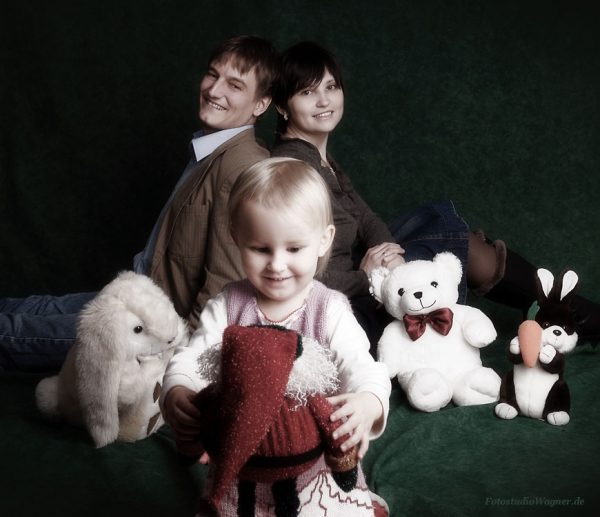 Familienfotos mit Kind im Photostudio Wagner in München